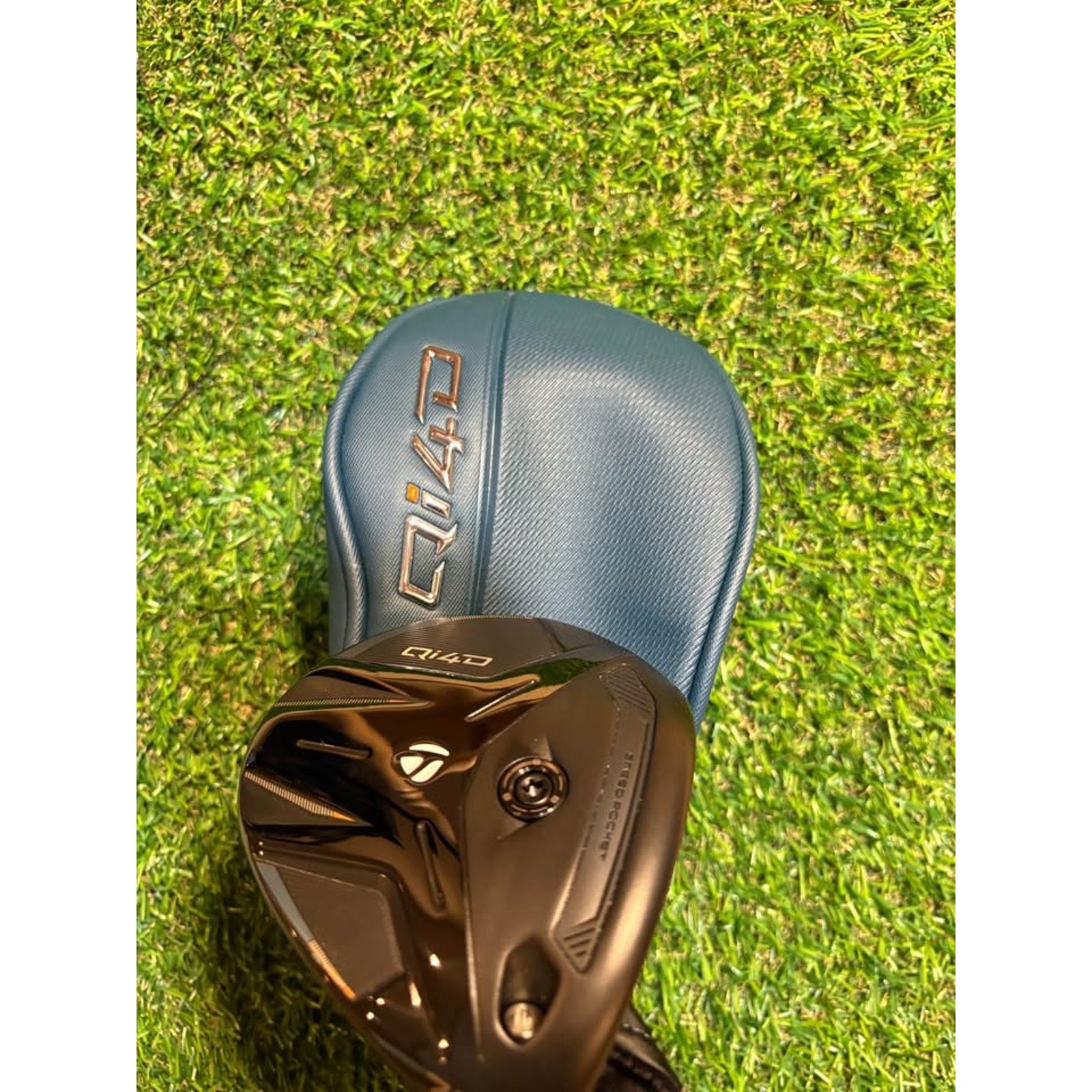 Golf Wood - TaylorMade Qi10 7 Wood 21° Senior Flex REAX 50g w HC *MINT*