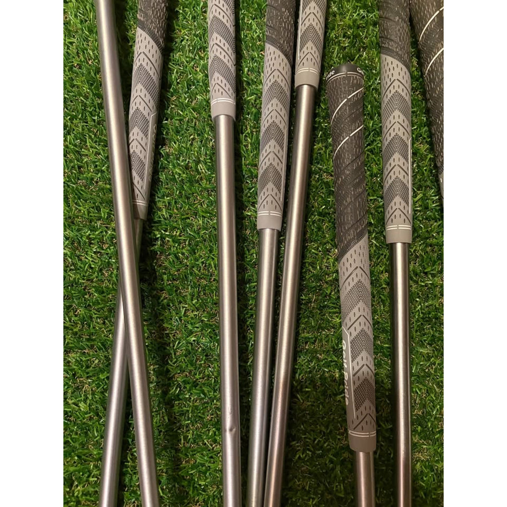 Cleveland 588•TT 3-PW Graphite Shafts (FULL SET)