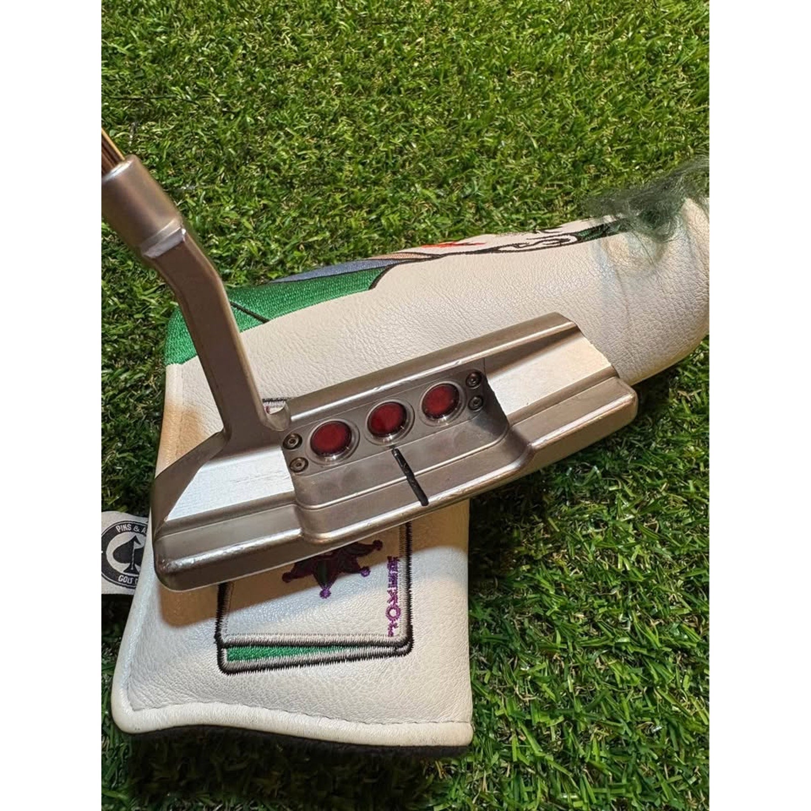 Scotty Cameron Select Newport 2 33” w HC & SC Grip