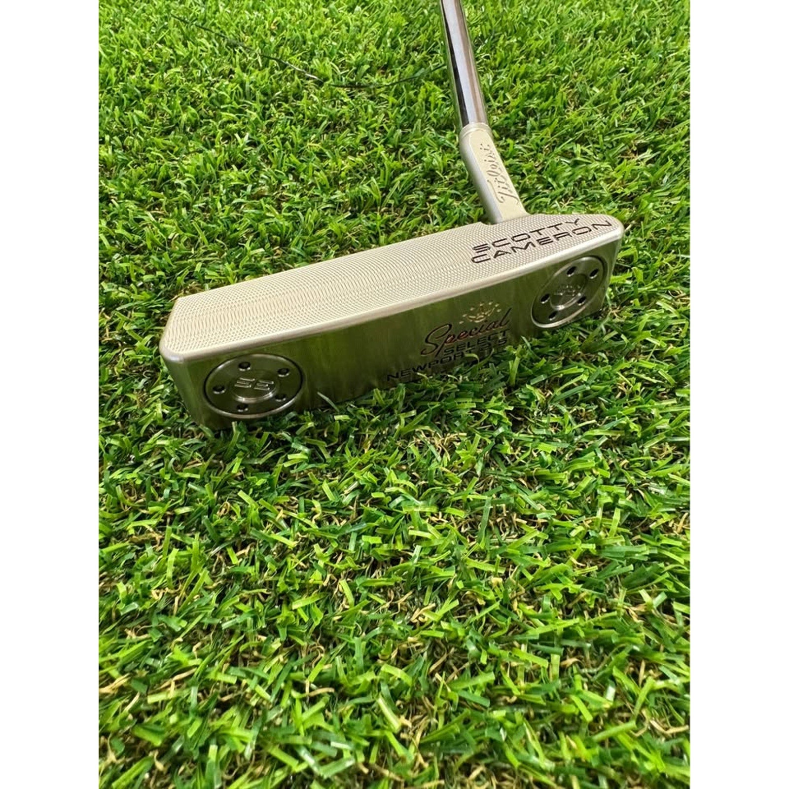Scotty Cameron Select Newport 2.5 Special Select Putter 34” MINT