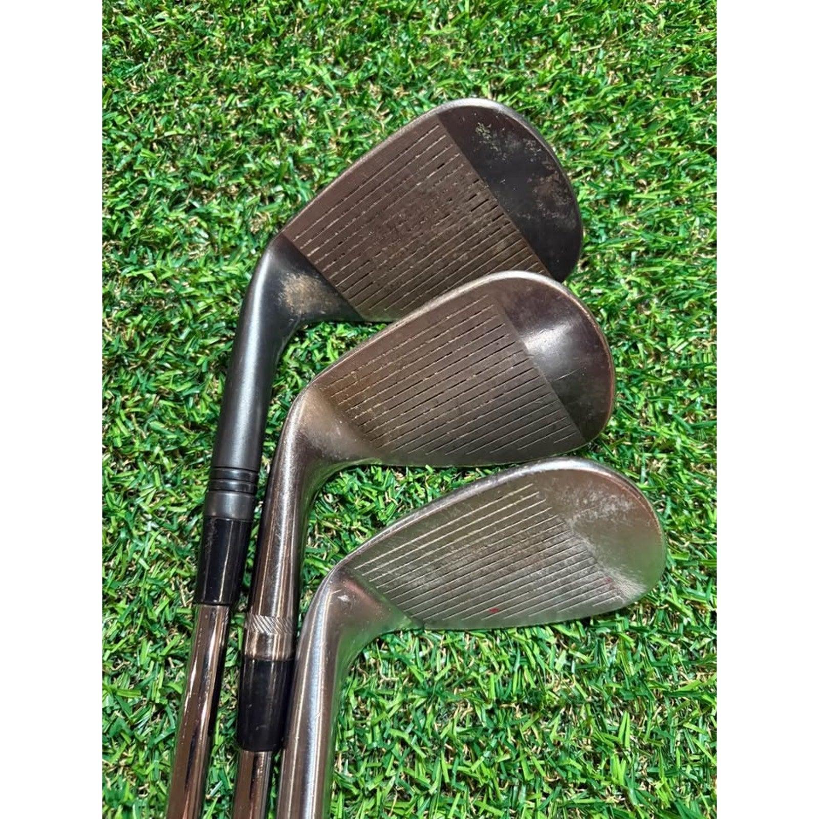 Wedge Set - Titleist SM9/SM6/Taylormade MG Black 52/56/60