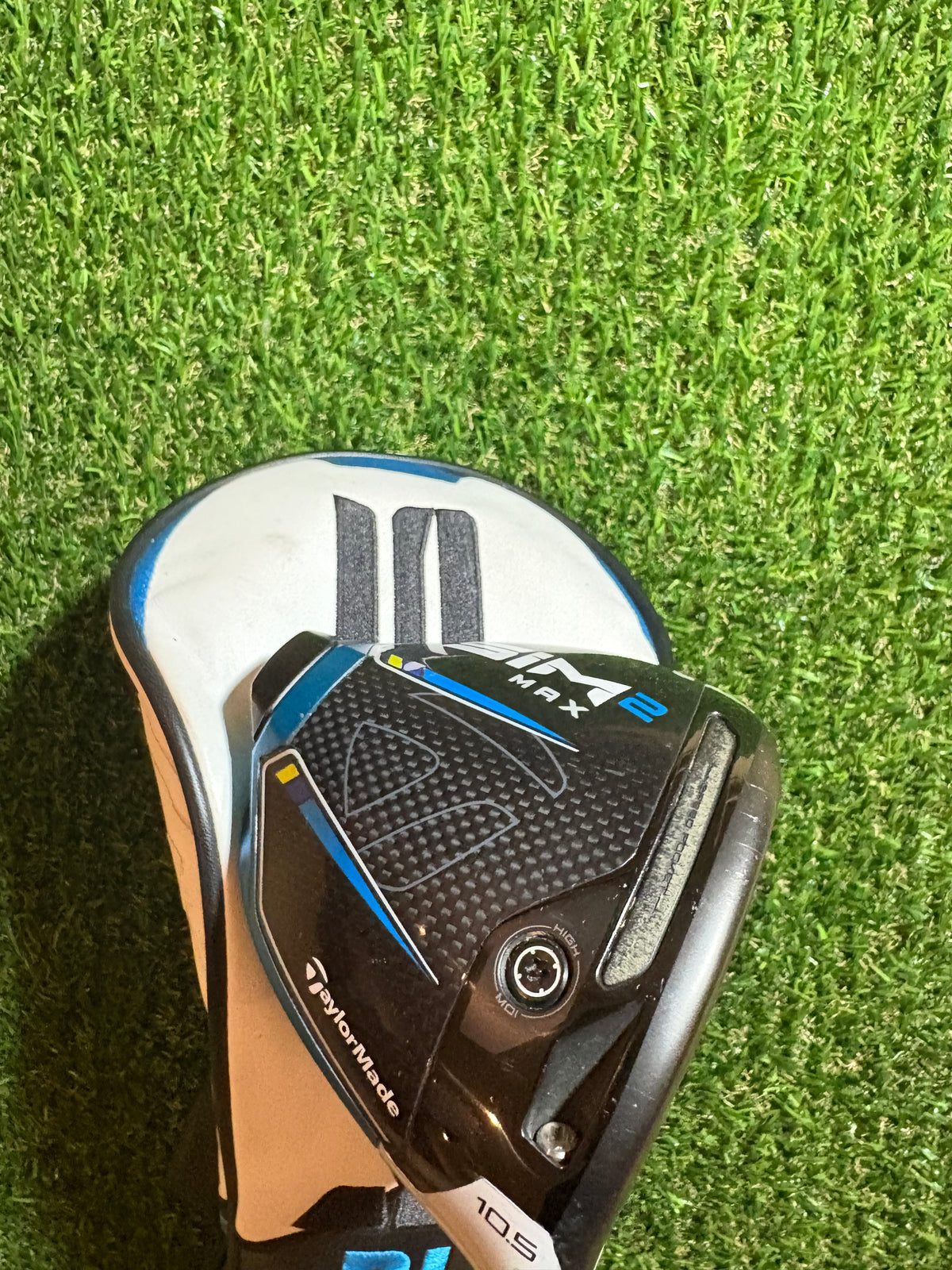 Golf Driver - TaylorMade SIM2 Max 10.5° Stiff Flex Kuro Kage 60g w/ HC