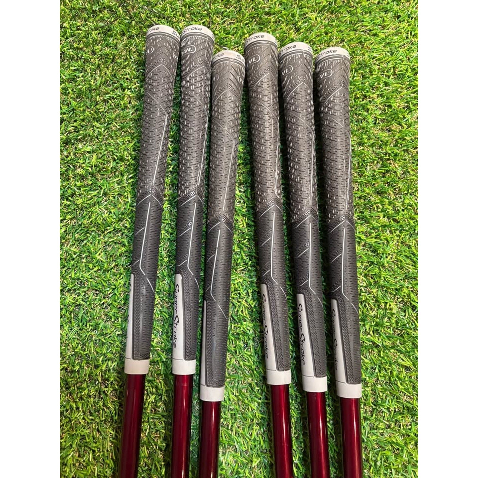 Golf Iron Set - TaylorMade Stealth HD Iron Set 6-AW Regular Flex Speeder NX 50g