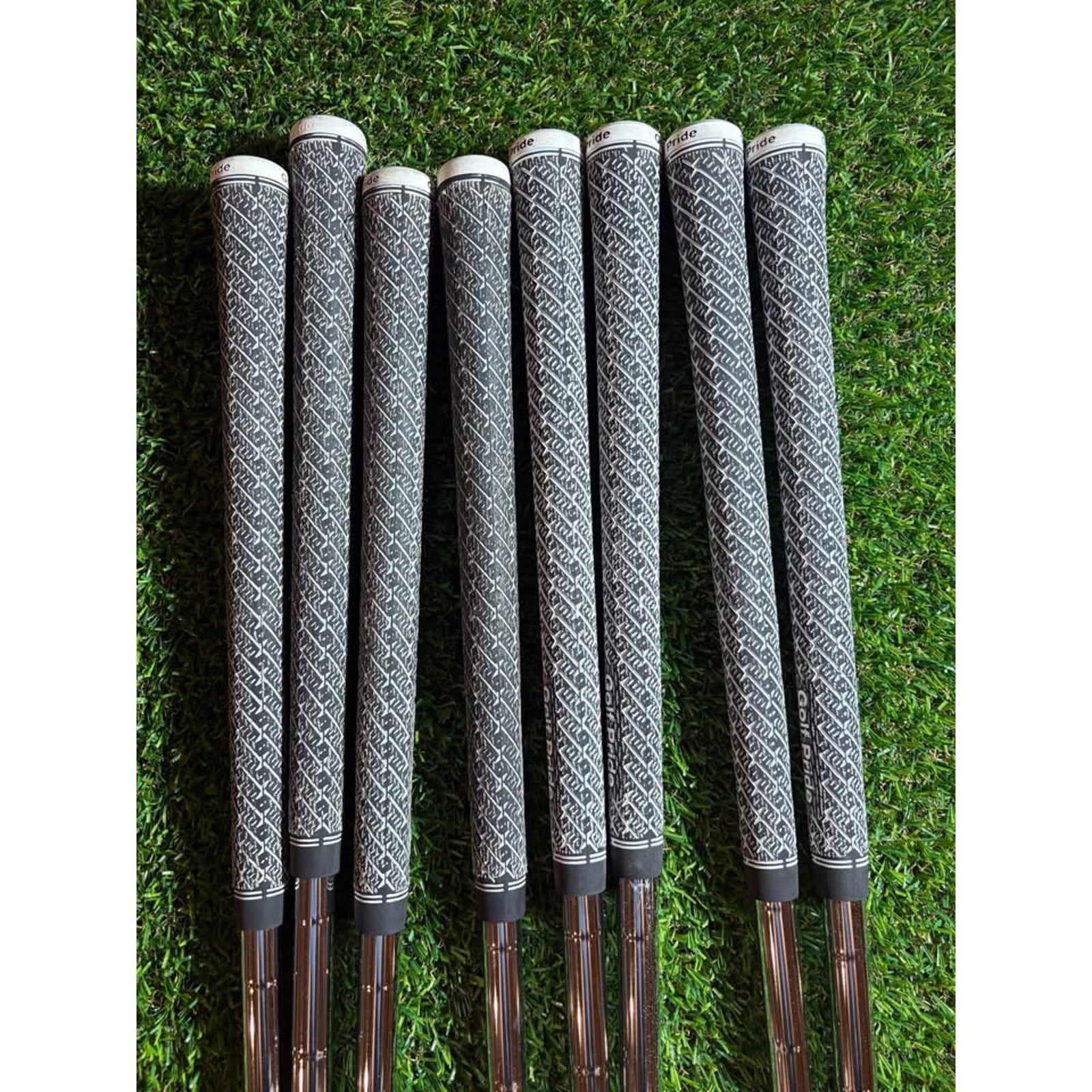 Golf Iron Set - Titleist 620 MB Iron Set 3-PW Extra Stiff AMT White X100