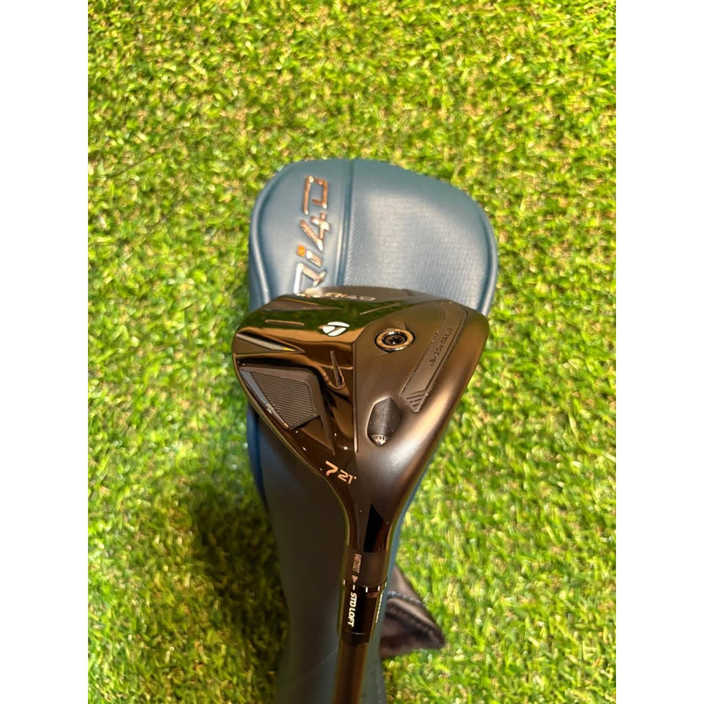 Golf Wood - TaylorMade Qi10 7 Wood 21° Senior Flex REAX 50g w HC *MINT*