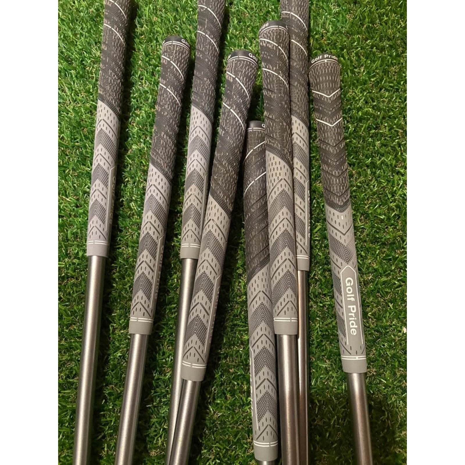 Cleveland 588•TT 3-PW Graphite Shafts (FULL SET)