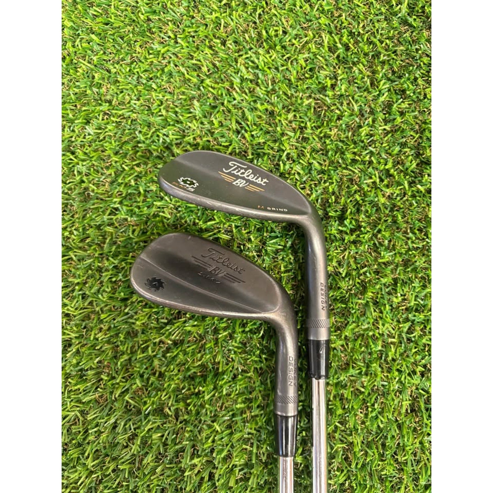 Wedge Set - Titleist SM7 Jet Black 52° & SM5 60° M Grind Wedge Flex