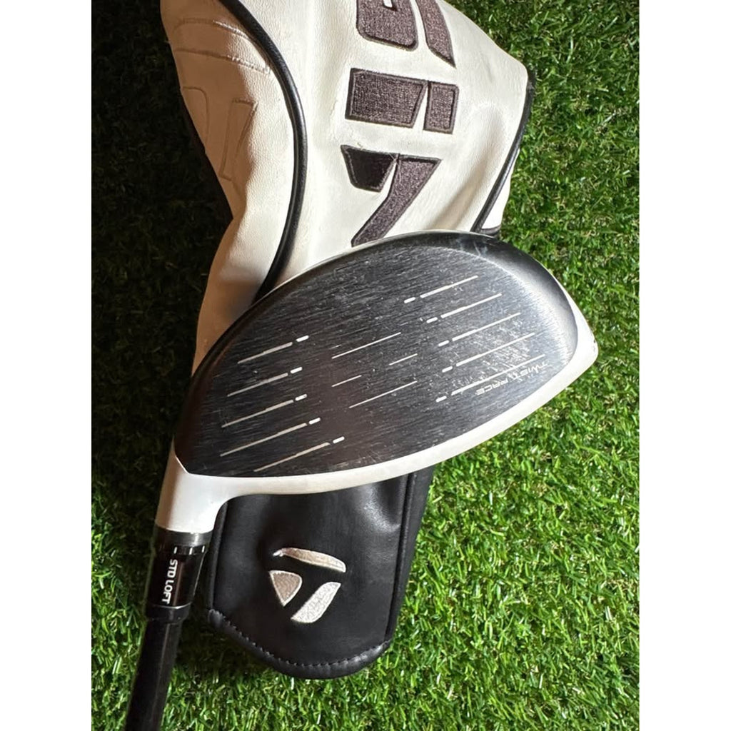 Golf Driver - TaylorMade SIM2 Max Driver 9.0° Stiff Flex HZRDUS 6.0
