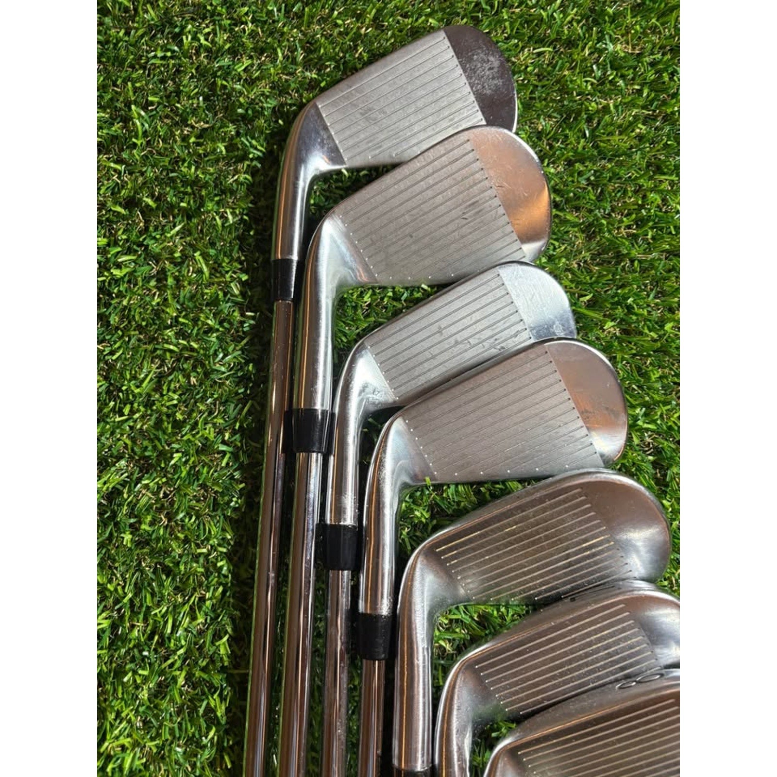 Golf Iron Set - Titleist 620 MB Iron Set 3-PW Extra Stiff AMT White X100