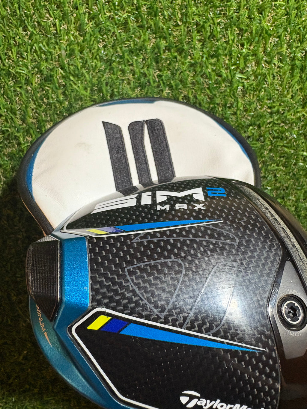 Golf Driver - TaylorMade SIM2 Max 10.5° Stiff Flex Kuro Kage 60g w/ HC