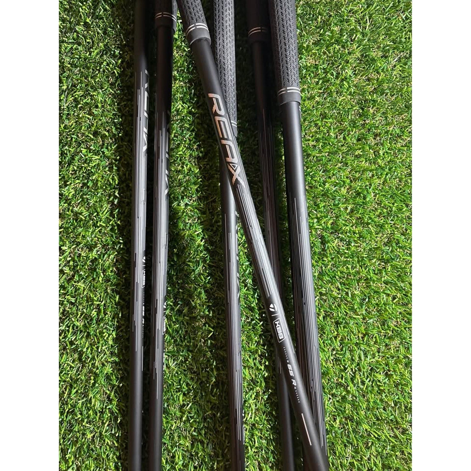 Iron Set - Left-Handed 2026 TaylorMade Qi Max 5-AW Regular Flex Graphite