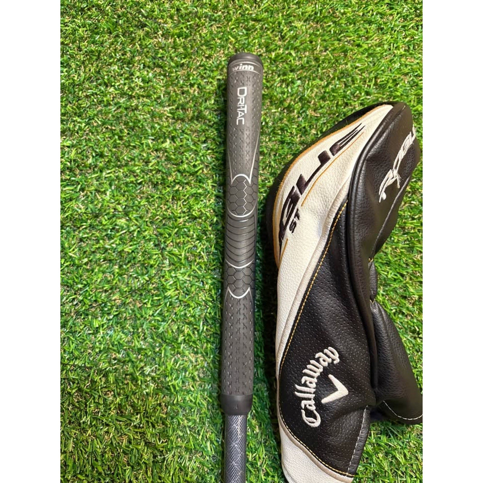 Golf Wood - Callaway Rogue 3-Wood 15° Stiff Flex Tensei 65g w HC