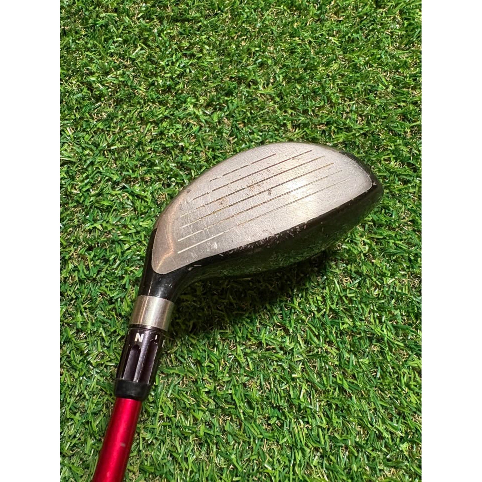 Golf Wood - TaylorMade R9 13 degree T3 3 Wood Stiff Flex  Fujikura Motore 85g