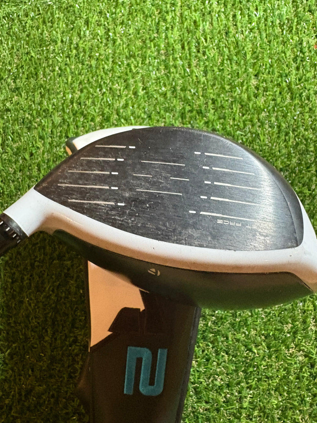 Golf Driver - TaylorMade SIM2 Max 10.5° Stiff Flex Kuro Kage 60g w/ HC