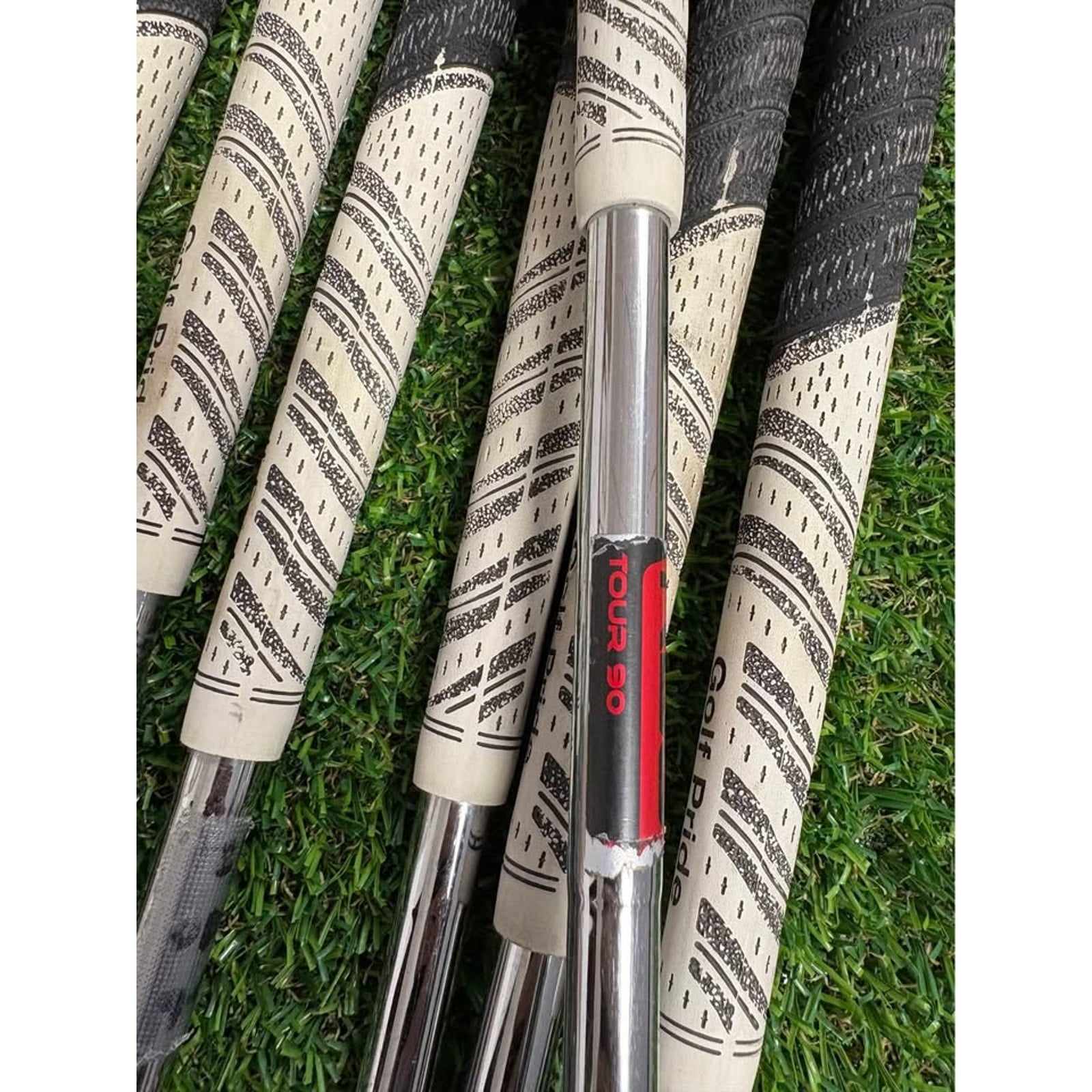 King Cobra F9 One Length 5-PW, GW Stiff Flex KBS Tour