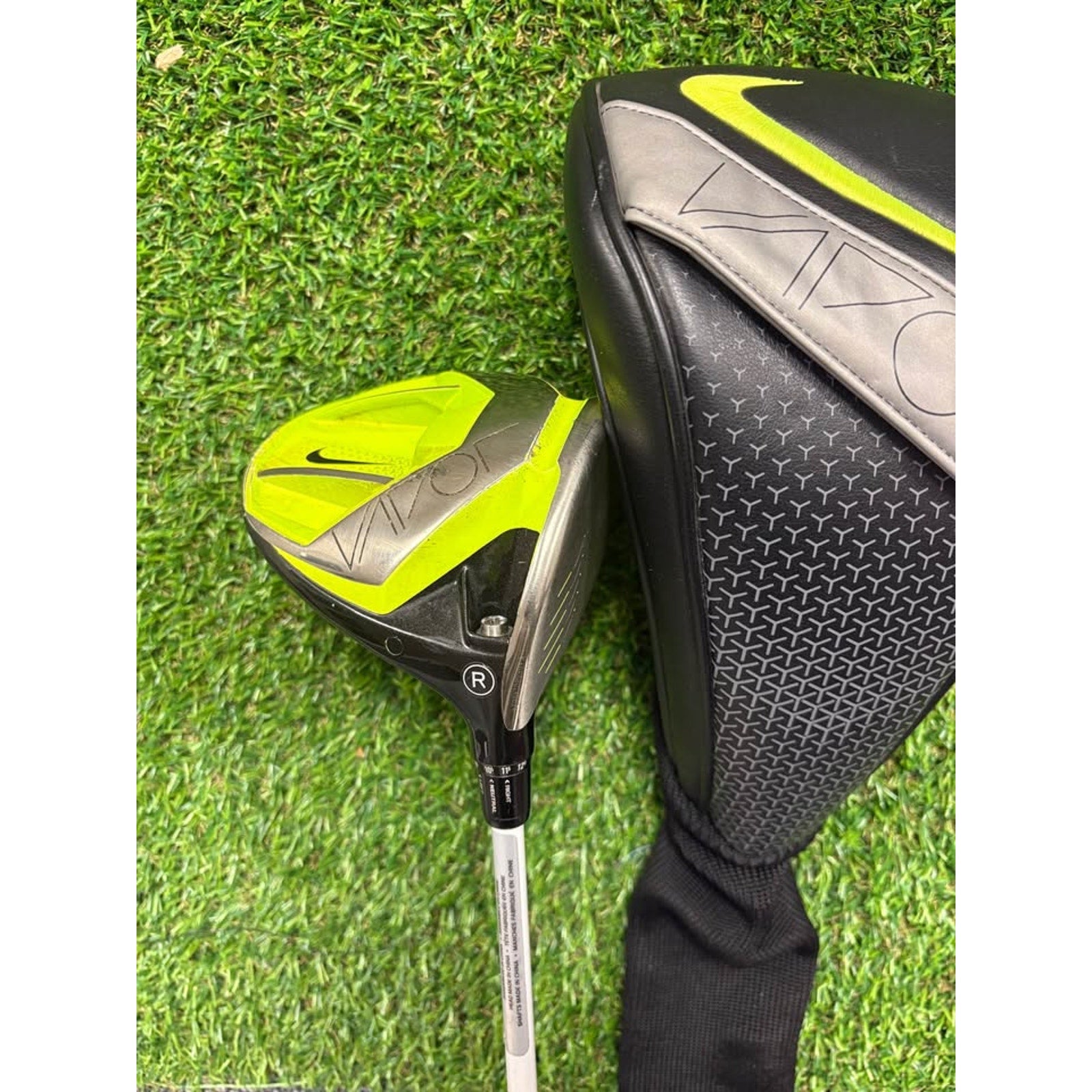 Golf Driver - Nike Vapor Speed 10.5° Regular Flex Adjustable w HC