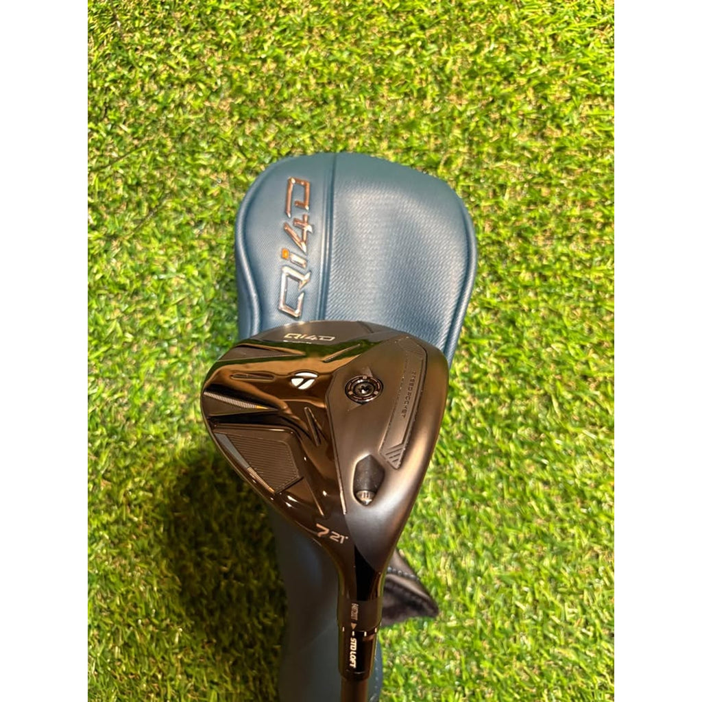 Golf Wood - TaylorMade Qi10 7 Wood 21° Senior Flex REAX 50g w HC *MINT*