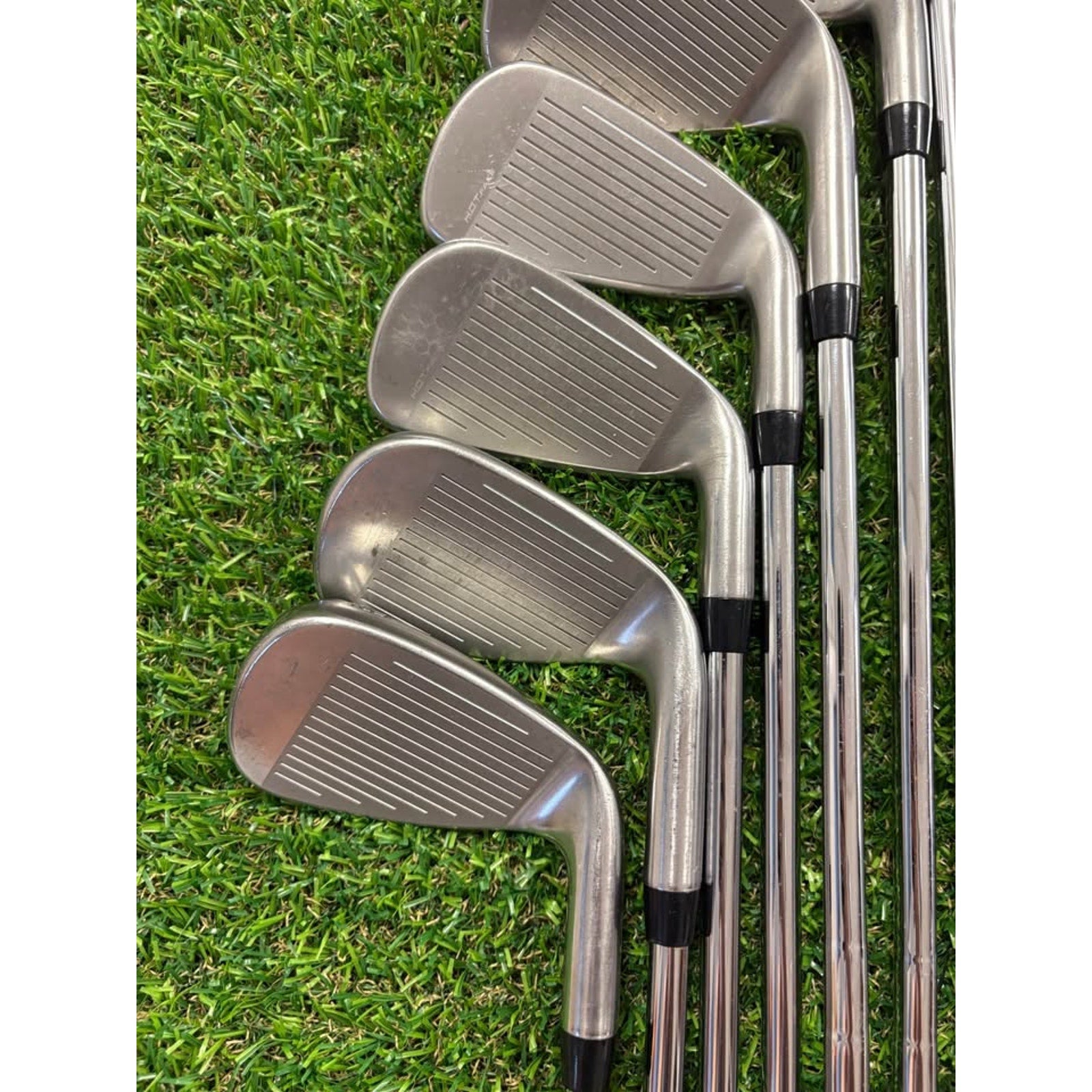 Left-Handed Cobra Aerojet 5-GW Regular Flex KBS Lite