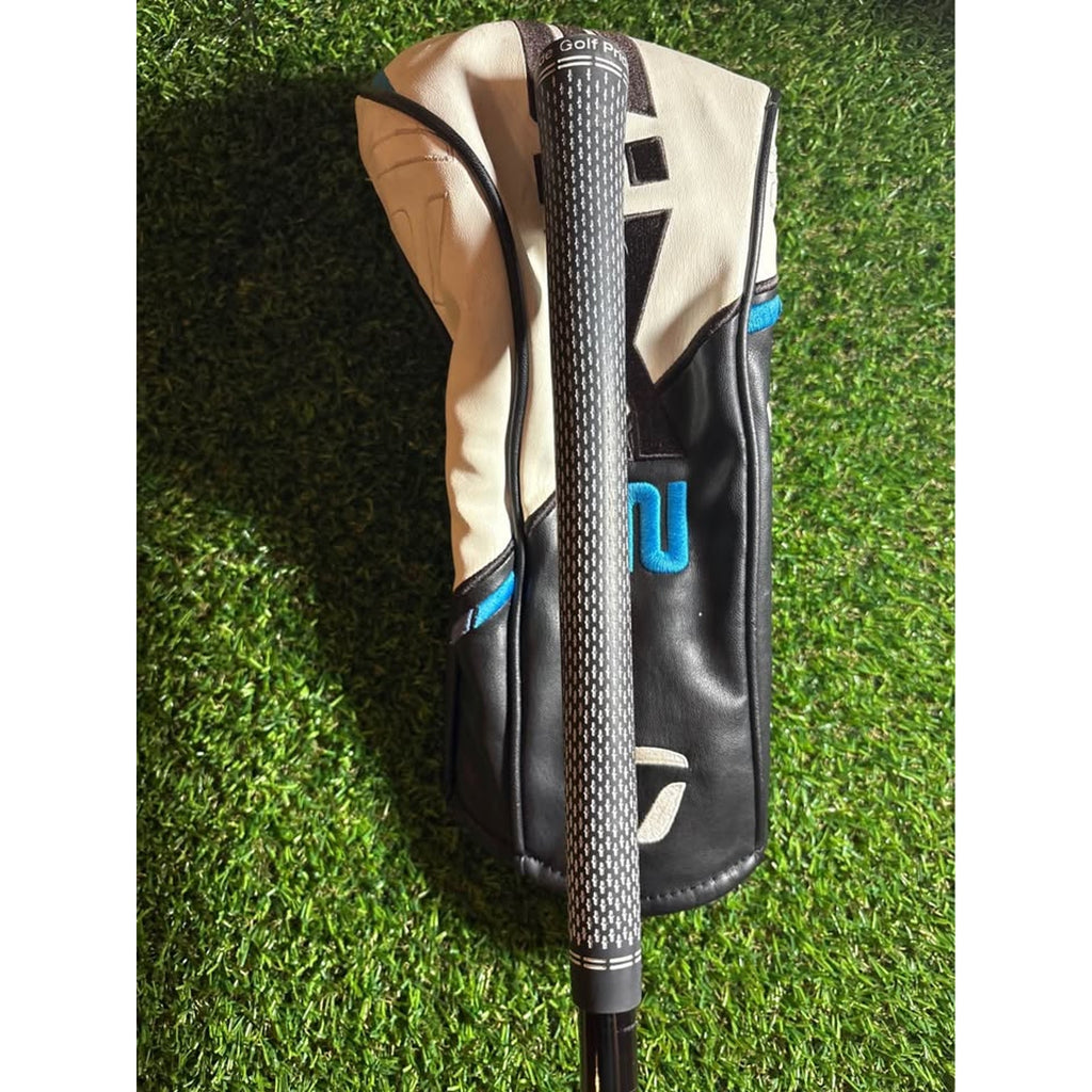 Golf Driver - TaylorMade SIM2 Max Driver 9.0° Stiff Flex HZRDUS 6.0